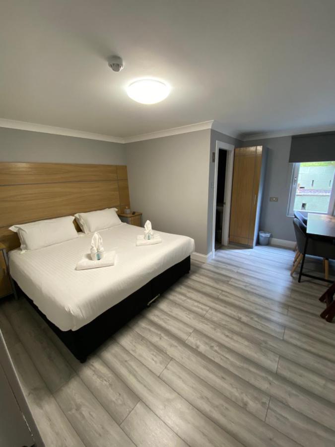 Auld Mill House Hotel 던펌린 외부 사진