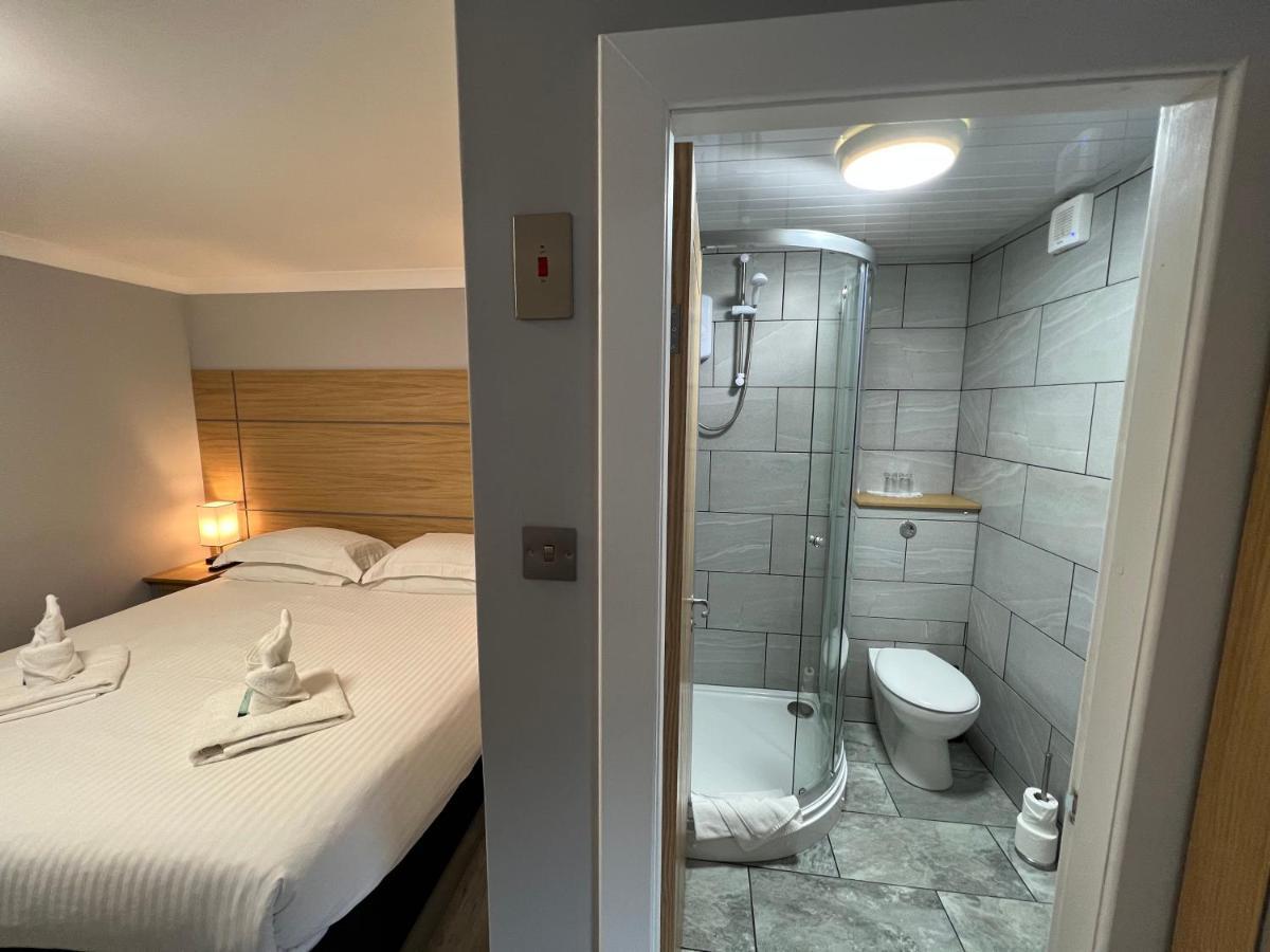 Auld Mill House Hotel 던펌린 외부 사진