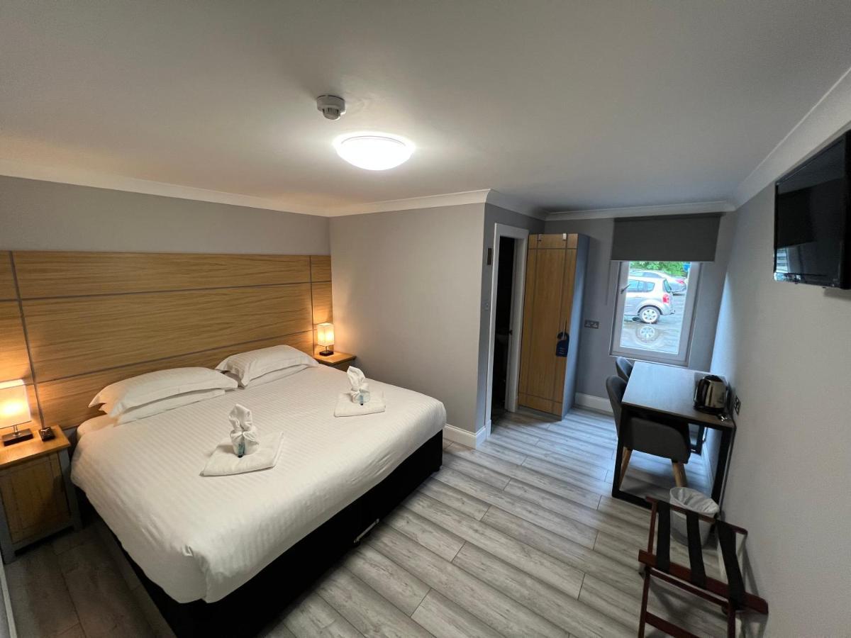 Auld Mill House Hotel 던펌린 외부 사진