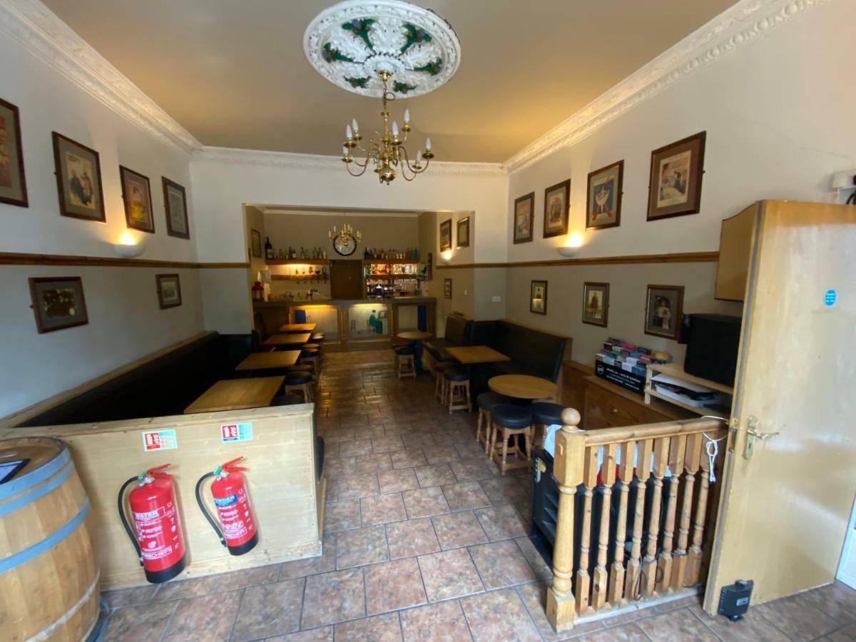 Auld Mill House Hotel 던펌린 외부 사진